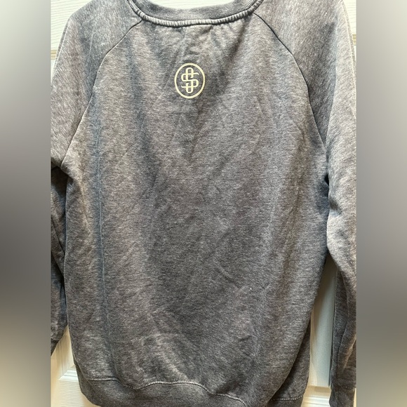 Simply Southern Men’s Gray Pullover Sweatshirt - Raised Right By Traditions - Picture 3 of 3